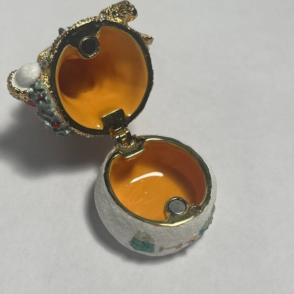 Snowman Jeweled Trinket Box with Austrian Crystals Magnetic Hinged Compartment - Picture 5 of 8